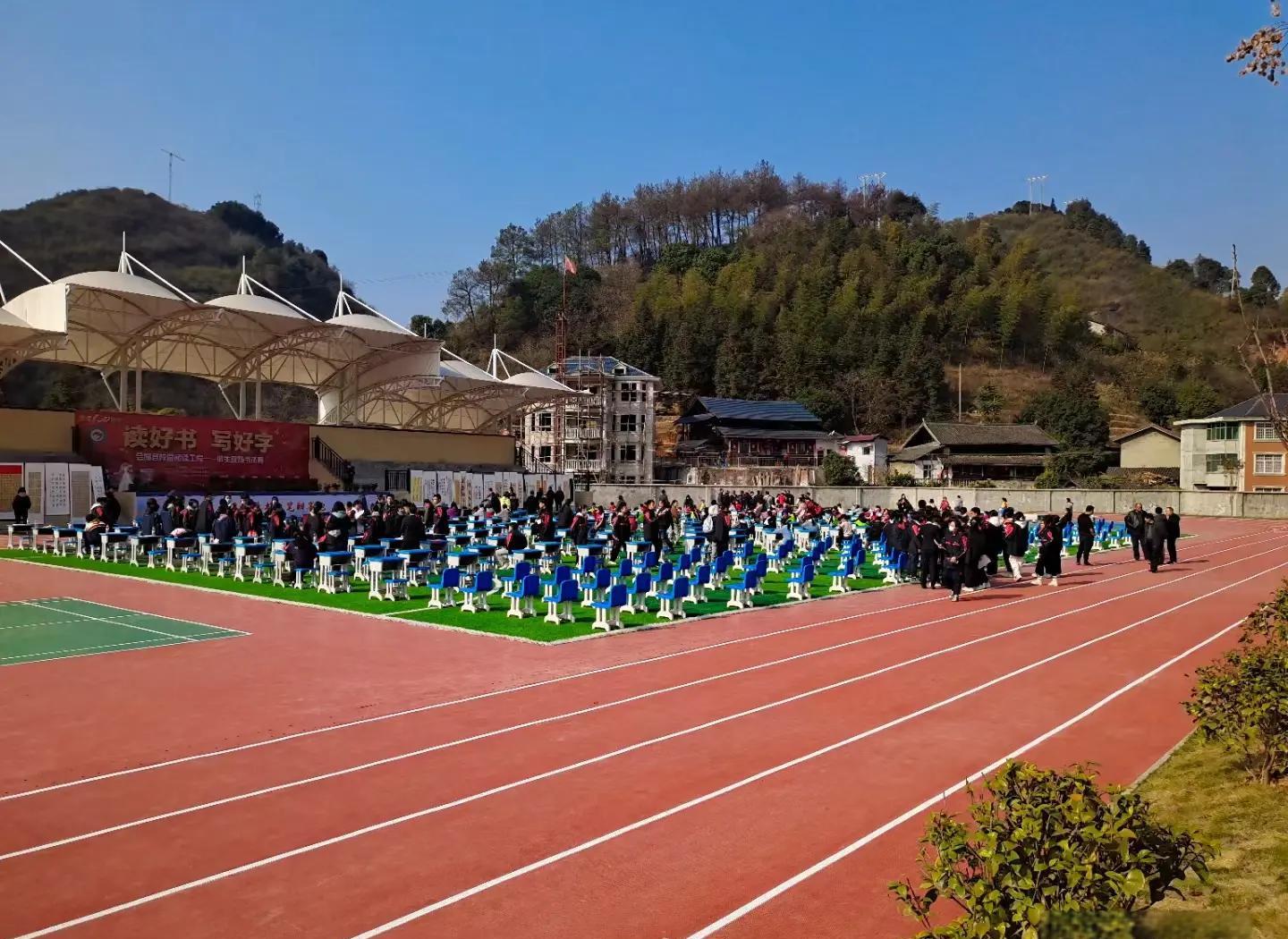 黄冈市硅PU学校塑胶跑道 - 厂家